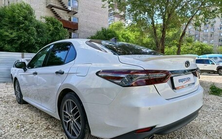 Toyota Camry, 2022 год, 3 190 000 рублей, 3 фотография