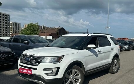 Ford Explorer VI, 2016 год, 1 990 000 рублей, 1 фотография