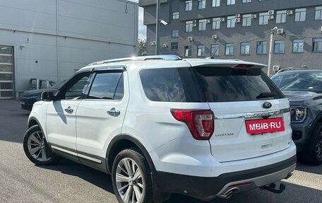 Ford Explorer VI, 2016 год, 1 990 000 рублей, 4 фотография