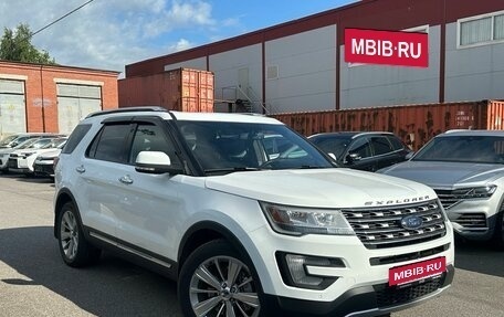 Ford Explorer VI, 2016 год, 1 990 000 рублей, 2 фотография