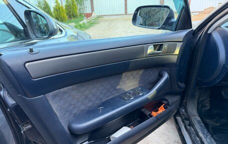 Audi A6, 2003 год, 650 000 рублей, 16 фотография