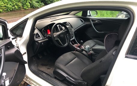 Opel Astra J, 2014 год, 650 000 рублей, 11 фотография
