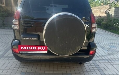 Toyota Land Cruiser Prado 120 рестайлинг, 2005 год, 2 150 000 рублей, 6 фотография