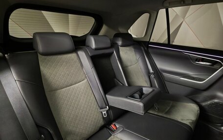 Toyota RAV4, 2024 год, 3 800 000 рублей, 15 фотография