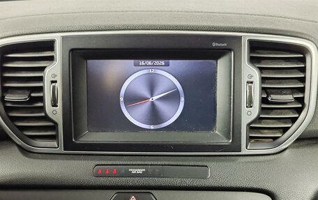 KIA Sportage IV рестайлинг, 2018 год, 1 899 000 рублей, 15 фотография