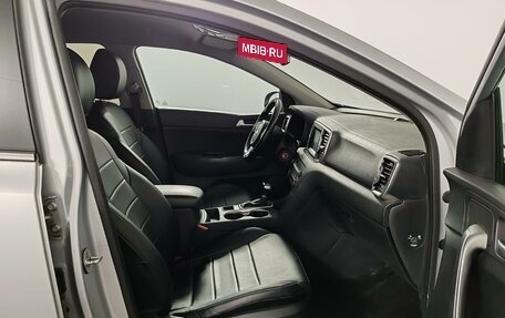 KIA Sportage IV рестайлинг, 2018 год, 1 899 000 рублей, 19 фотография