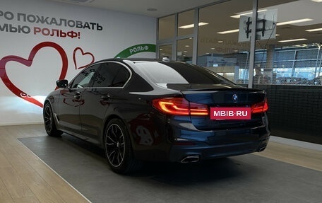 BMW 5 серия, 2020 год, 4 590 000 рублей, 8 фотография