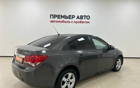 Chevrolet Cruze II, 2010 год, 460 000 рублей, 6 фотография