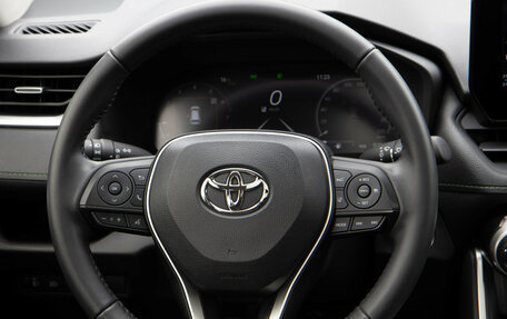 Toyota RAV4, 2024 год, 3 818 000 рублей, 14 фотография