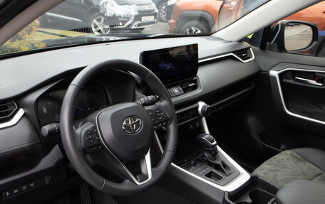 Toyota RAV4, 2024 год, 3 818 000 рублей, 12 фотография