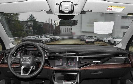 Audi Q7, 2024 год, 7 850 000 рублей, 13 фотография