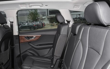Audi Q7, 2024 год, 7 850 000 рублей, 23 фотография