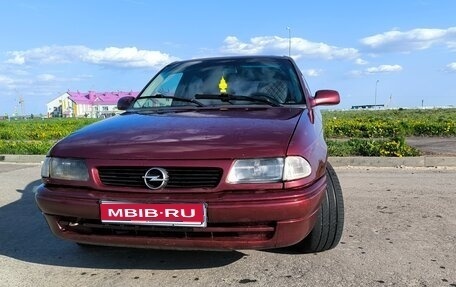 Opel Astra F, 1996 год, 175 000 рублей, 1 фотография