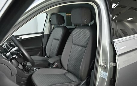 Volkswagen Tiguan II, 2018 год, 1 949 000 рублей, 7 фотография