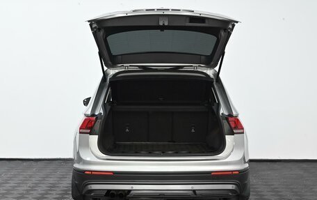 Volkswagen Tiguan II, 2018 год, 1 949 000 рублей, 5 фотография