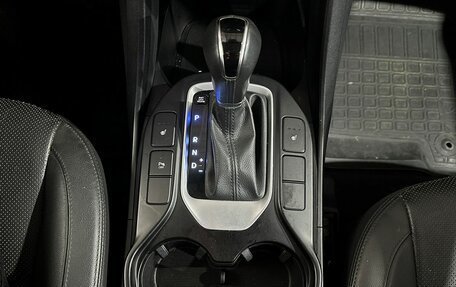 Hyundai Santa Fe III рестайлинг, 2016 год, 1 800 000 рублей, 17 фотография