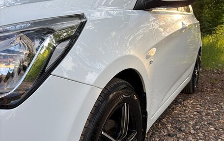 Hyundai Solaris II рестайлинг, 2014 год, 980 000 рублей, 9 фотография