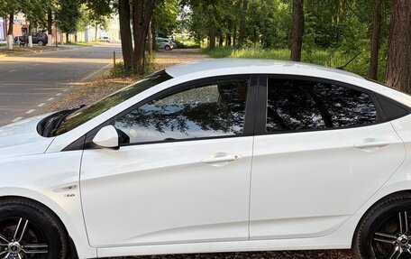 Hyundai Solaris II рестайлинг, 2014 год, 980 000 рублей, 5 фотография