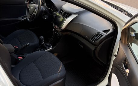Hyundai Solaris II рестайлинг, 2014 год, 980 000 рублей, 20 фотография