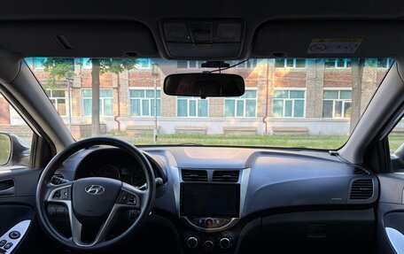 Hyundai Solaris II рестайлинг, 2014 год, 980 000 рублей, 23 фотография