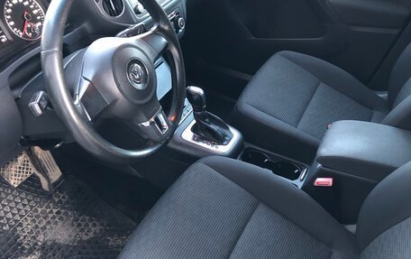 Volkswagen Tiguan I, 2013 год, 950 000 рублей, 23 фотография