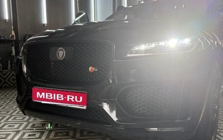Jaguar F-Pace, 2019 год, 3 100 000 рублей, 22 фотография
