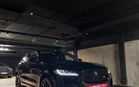 Jaguar F-Pace, 2019 год, 3 100 000 рублей, 39 фотография
