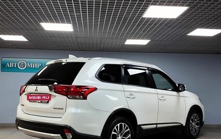 Mitsubishi Outlander III рестайлинг 3, 2018 год, 2 000 000 рублей, 5 фотография