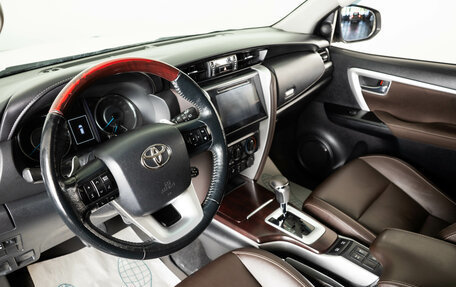 Toyota Fortuner II, 2018 год, 2 839 000 рублей, 8 фотография
