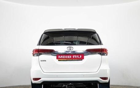 Toyota Fortuner II, 2018 год, 2 839 000 рублей, 6 фотография