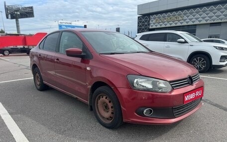 Volkswagen Polo VI (EU Market), 2013 год, 595 000 рублей, 1 фотография