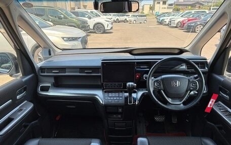 Honda Stepwgn IV, 2019 год, 1 890 000 рублей, 11 фотография