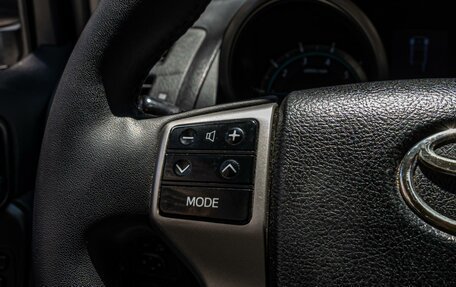 Toyota Land Cruiser Prado 150 рестайлинг 2, 2012 год, 2 699 000 рублей, 15 фотография
