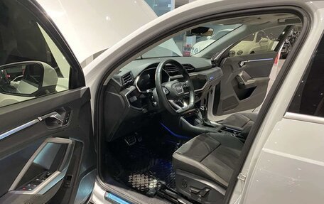 Audi Q3, 2022 год, 2 400 000 рублей, 8 фотография