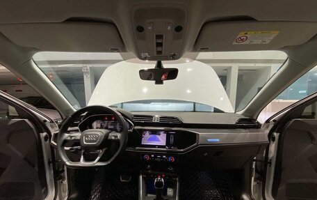 Audi Q3, 2022 год, 2 400 000 рублей, 9 фотография