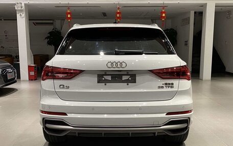 Audi Q3, 2022 год, 2 400 000 рублей, 4 фотография