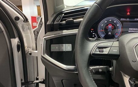 Audi Q3, 2022 год, 2 400 000 рублей, 12 фотография