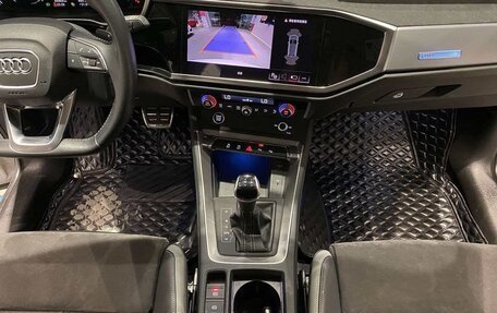 Audi Q3, 2022 год, 2 400 000 рублей, 14 фотография