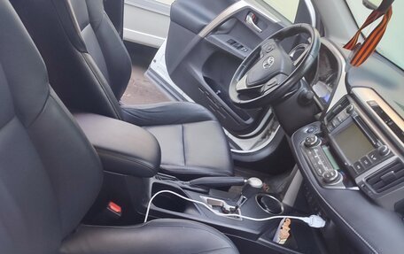 Toyota RAV4, 2013 год, 1 353 000 рублей, 14 фотография