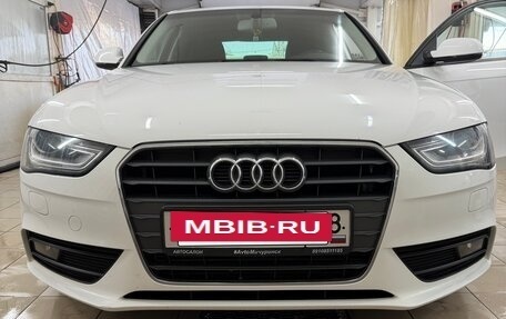 Audi A4, 2014 год, 2 100 000 рублей, 4 фотография