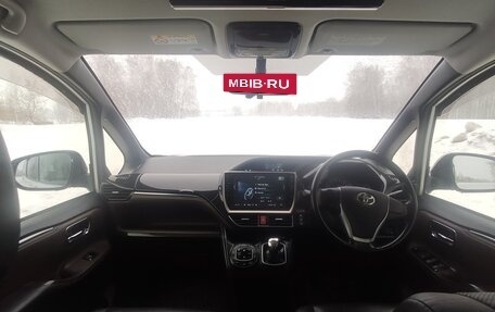 Toyota Esquire I, 2015 год, 1 600 000 рублей, 13 фотография