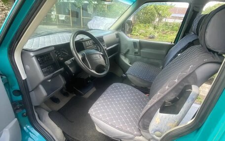 Volkswagen Transporter T4, 1993 год, 2 000 000 рублей, 3 фотография