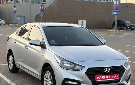 Hyundai Solaris II рестайлинг, 2018 год, 1 220 000 рублей, 2 фотография