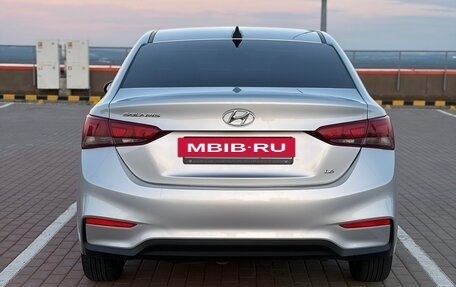 Hyundai Solaris II рестайлинг, 2018 год, 1 220 000 рублей, 4 фотография