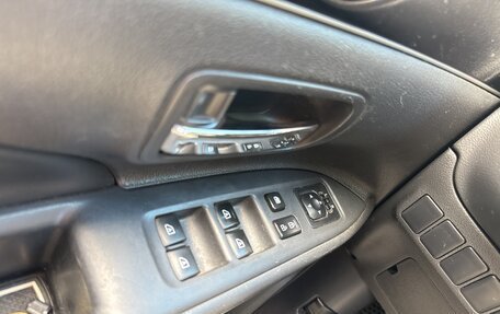 Mitsubishi Outlander III рестайлинг 3, 2019 год, 2 500 000 рублей, 5 фотография