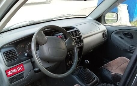 Suzuki Grand Vitara, 2001 год, 295 000 рублей, 9 фотография