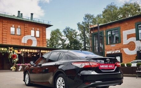 Toyota Camry, 2020 год, 2 450 000 рублей, 7 фотография