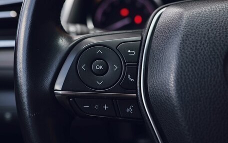 Toyota Camry, 2020 год, 2 450 000 рублей, 17 фотография