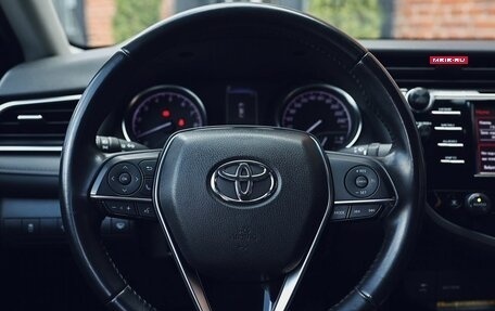 Toyota Camry, 2020 год, 2 450 000 рублей, 16 фотография