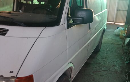 Volkswagen Transporter T4, 1995 год, 380 000 рублей, 2 фотография